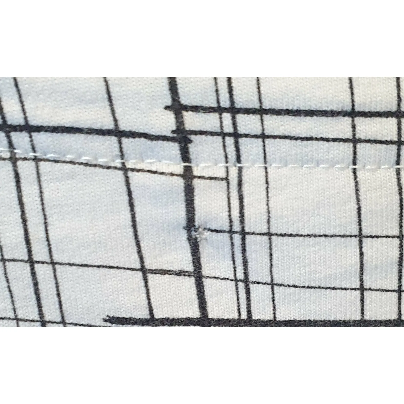 The Art of Textiles x Uniqlo white tee shirt with black line print size XL (best fits 16)