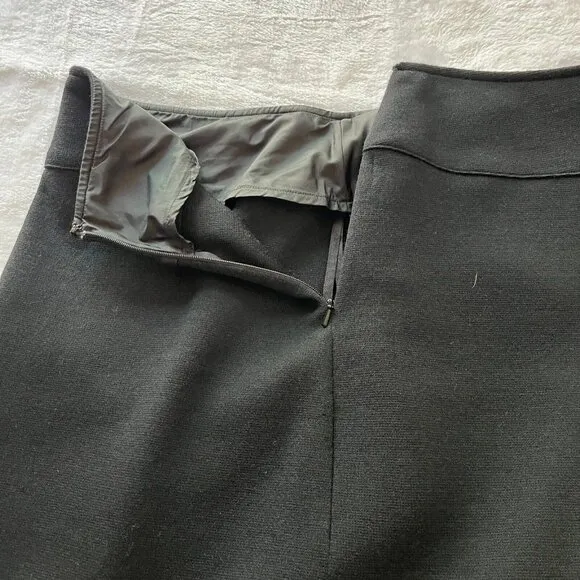 The Territory Ahead Womens Size 10P Black Solid 100% Wool Straight Midi Skirt