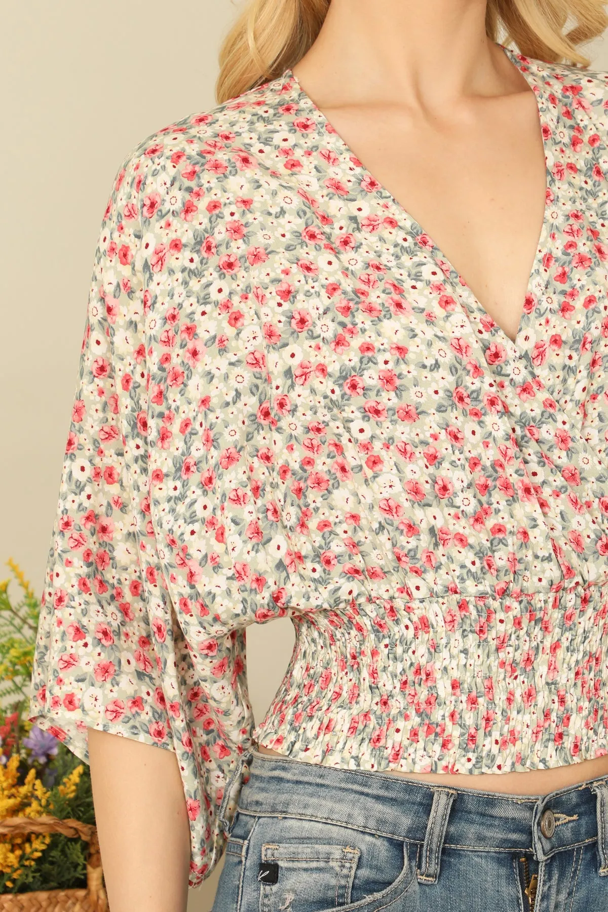 V-NECK DOLMAN SLEEVE SMOCKED WAIST FLORAL CROP TOP