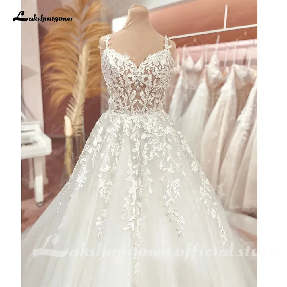 V Neck Lace Appliques Beach Wedding Dress for Bride