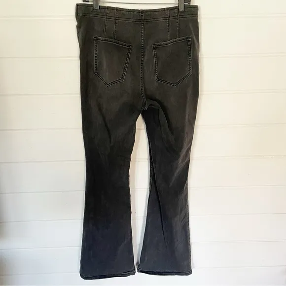 We The Free High Rise Crossover Waistband Stretchy Flared Washed Black Jeans 31