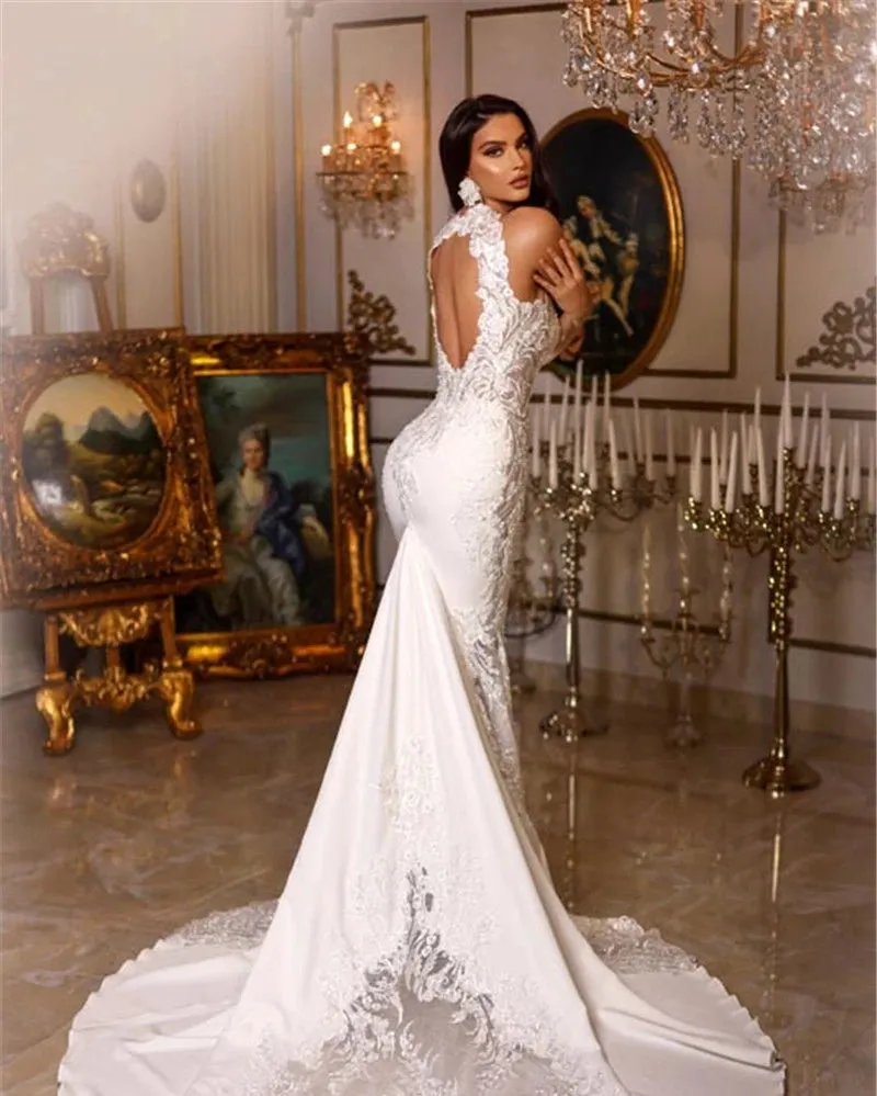 Wedding Dress Lace Appliques Soft Satin Backless Court Train Bridal Gowns