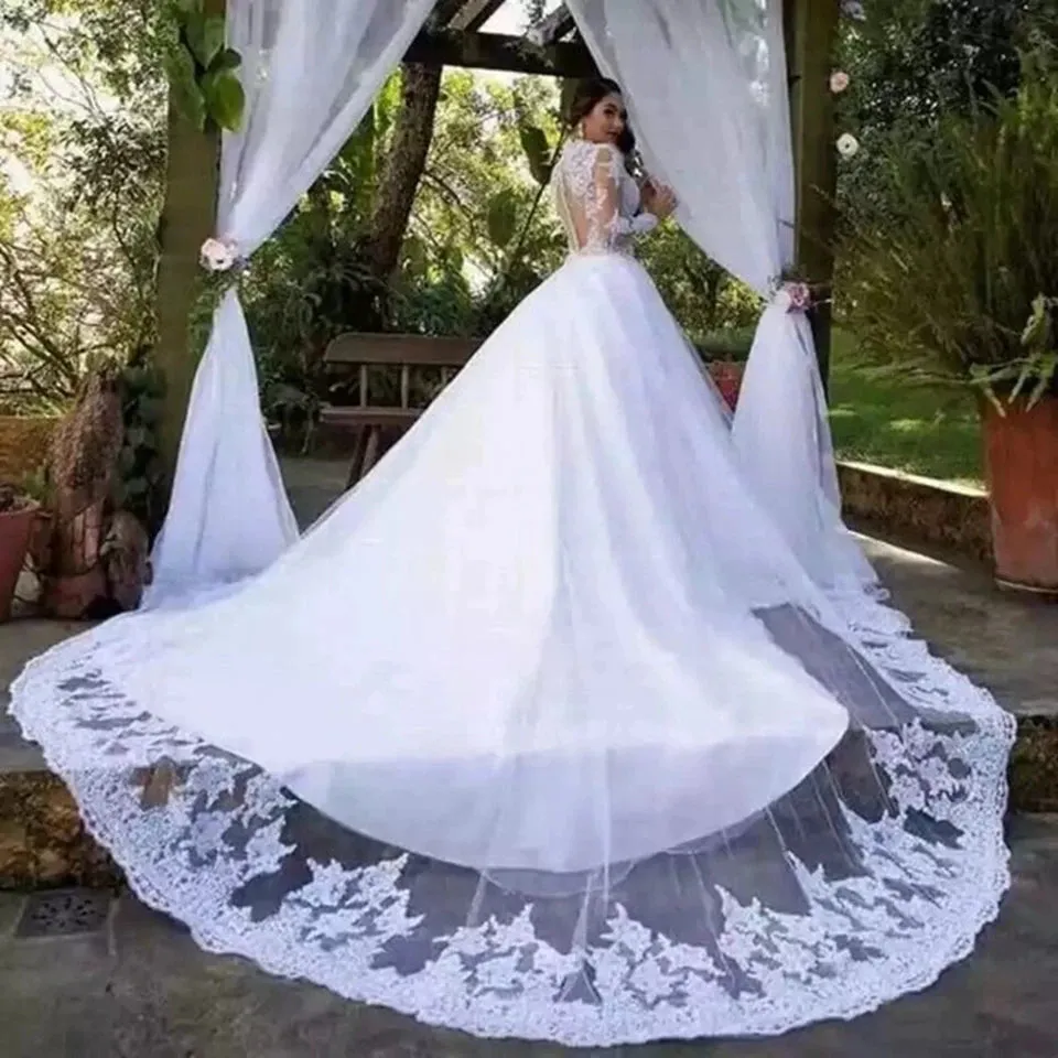 Wedding Guest Dresses: Women Long Train Wedding Dress Lace Appliques Illusion