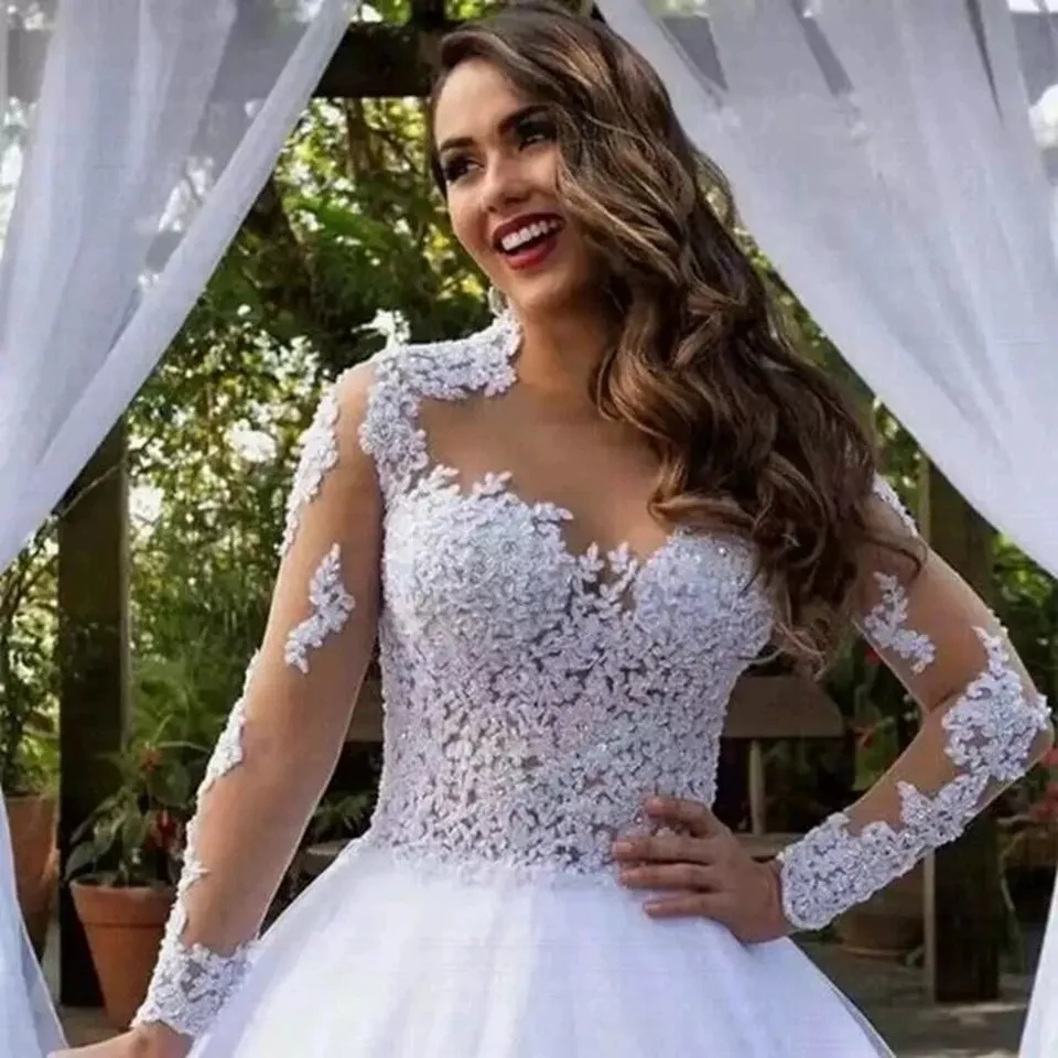 Wedding Guest Dresses: Women Long Train Wedding Dress Lace Appliques Illusion