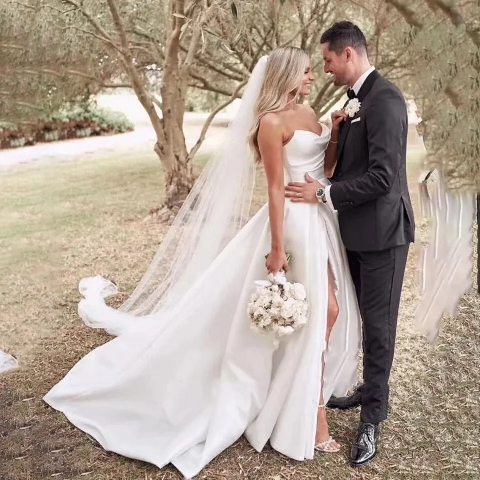 White Plus Size A Line Satin Strapless Wedding Dress V Neck