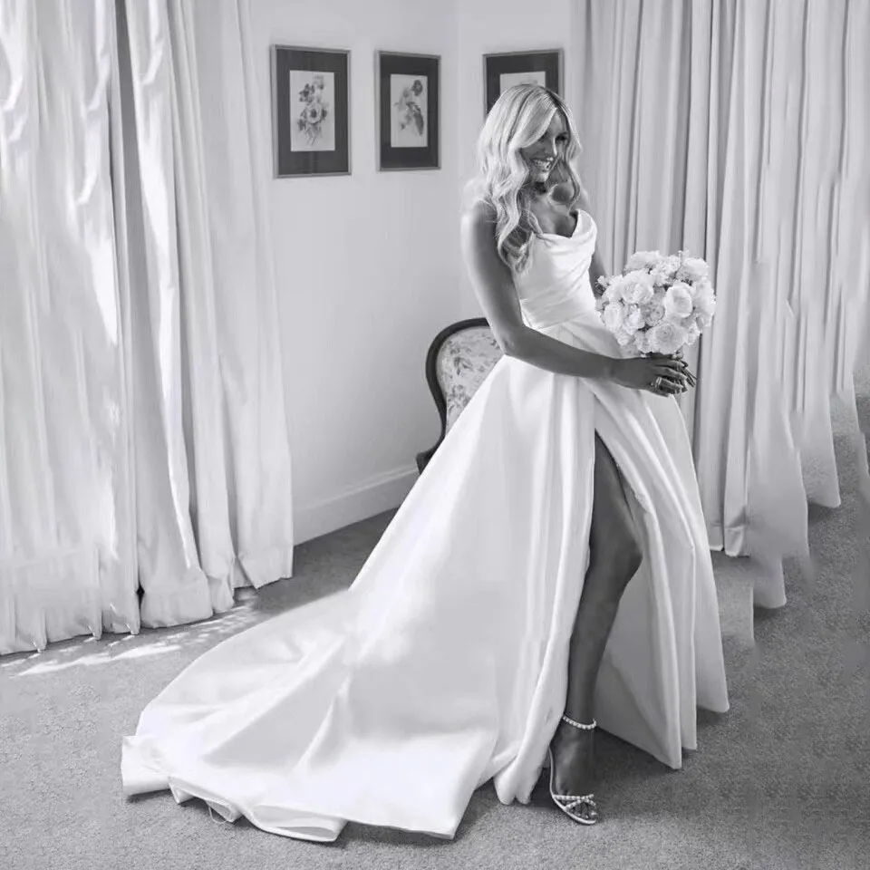 White Plus Size A Line Satin Strapless Wedding Dress V Neck